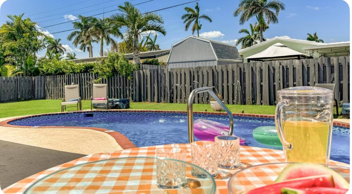Amazing W Heated Pool 8 Mins To The Ferienhaus
