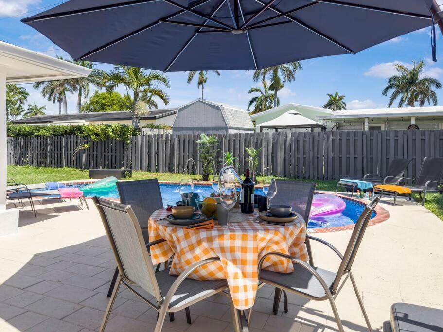 Amazing W Heated Pool 8 Mins To The Lighthouse Point