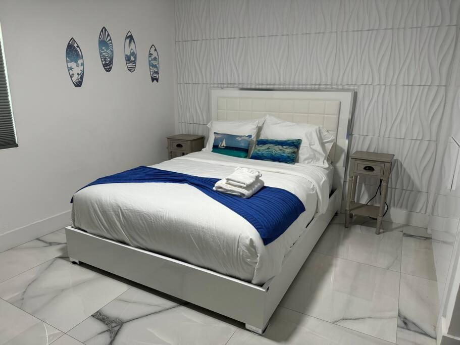 Ferienhaus Amazing W Heated Pool 8 Mins To The