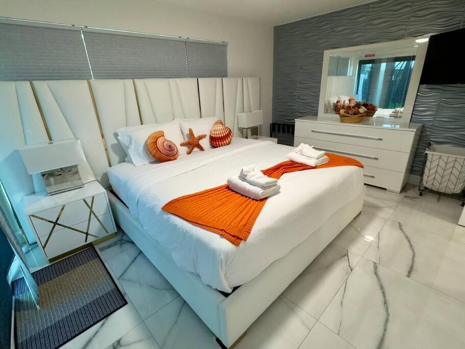 Amazing W Heated Pool 8 Mins To The Ferienhaus *